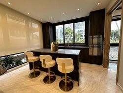Shrewsbury Road (D11), Terrace #529954601
